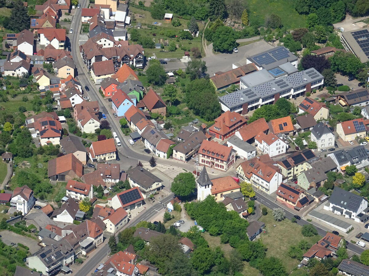 Gaiberger Ortsmitte von oben