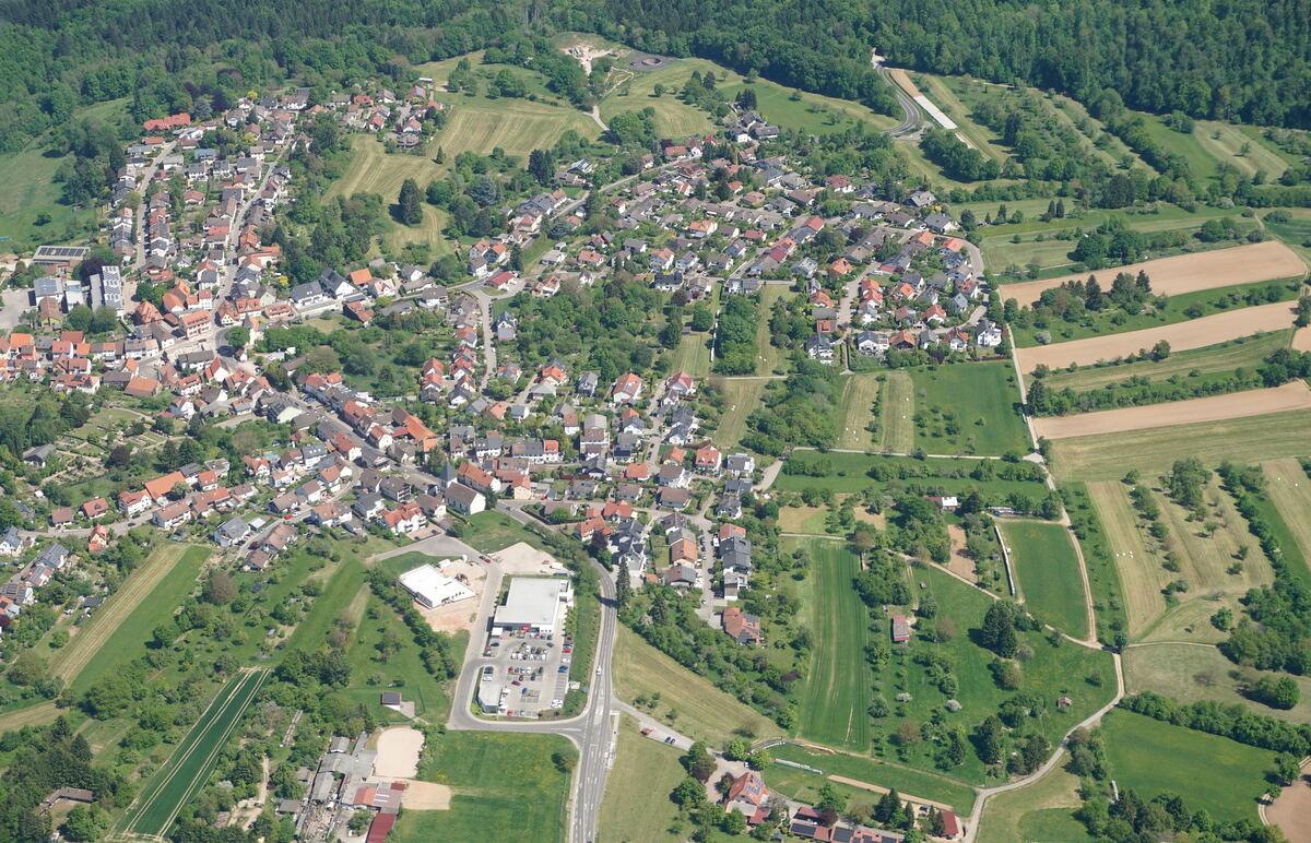 Gaiberg mit Penny-Markt und Feuerwache